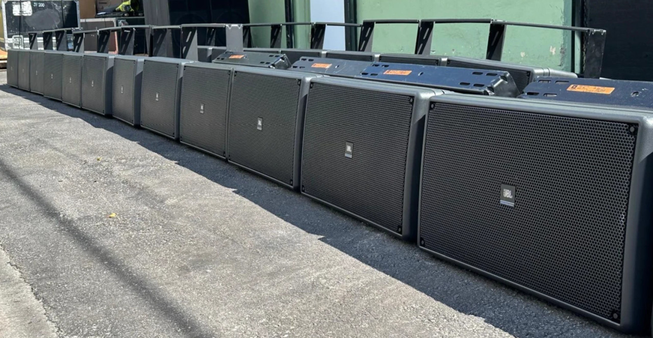 JBL Control SB2210 Black Dual 10