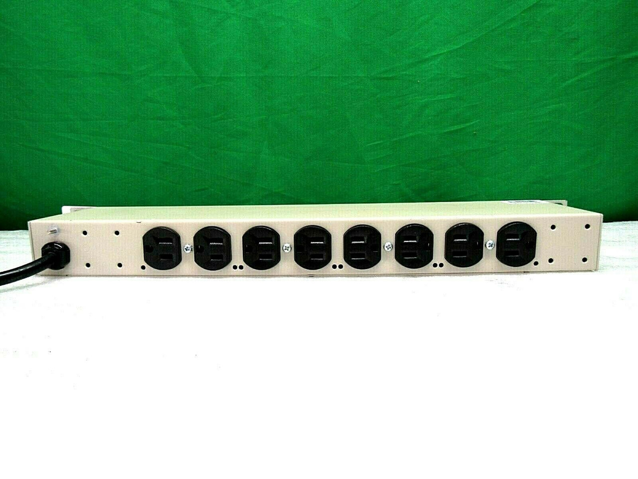 APC Outlet Unit Multiple Power Distributor 5198 (One) True Heart Sound