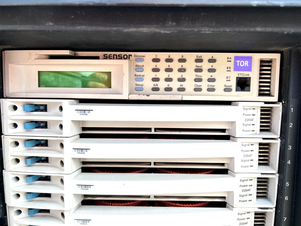 ETC Sensor 96X 2.4K 400A 4-Patch Rgn PT Dimmer Rack -11 -32 (One