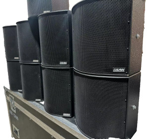 EAW UB22z 2-Way Full Range Passive Loudspeaker -734-740 (PAIR) EAW UB22z 2-Way Full Range Passive Loudspeaker -734-740 (PAIR)