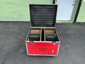 THS Small 4 Compartment Case On Wheels -2536 (One) THS Small 4 Compartment Case On Wheels -2536 (One)