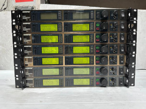 Shure UR4D+ J5 Dual Wireless Receiver -17806 Freq 578-638MHz (One