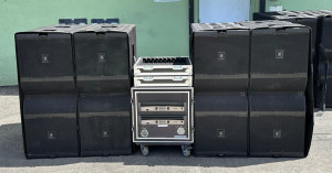 (4) JBL VTX G28 Dual 18" 8000W Subwoofer (1) CROWN 12000HD AMP (4) JBL VTX G28 Dual 18" 8000W Subwoofer (1) CROWN 12000HD AMP