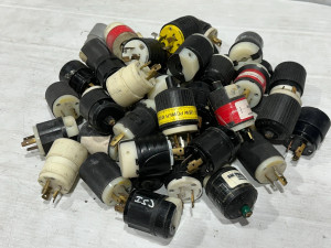 Hubbell L520P 20A 125V Twist Lock Plug (LOT OF 2) Hubbell L520P 20A 125V Twist Lock Plug (LOT OF 2)