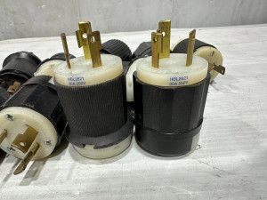 Hubbell HBL2621 30A 250V Twist Lock Plug (LOT OF 2) Hubbell HBL2621 30A 250V Twist Lock Plug (LOT OF 2)