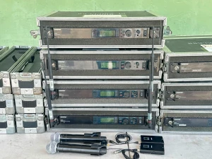 SHURE 1CH UR4S G1 470-530 MHZ RF PACKAGE W/Case (#PG003