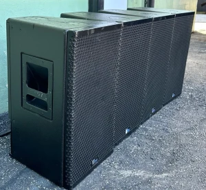 Meyer Sound UPA-2P Compact Wide Coverage Loudspeaker (lot of 4)