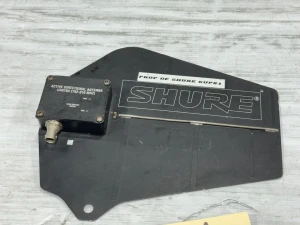SHURE ACTIVE DIRECTIONAL ANTENNA UA870UA (782-810 MHZ) #1709-A (One)