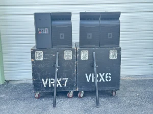 (4) JBL VRX932LA 12" 2-Way Line Array Speakers W/ 2 Stand IN WHEELED ROAD CASE