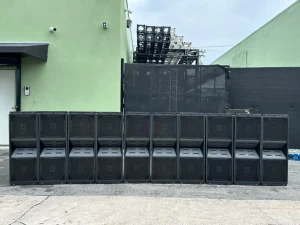 JBL VT4888 VerTec 3-Way Line Array Speaker No Cover & Dollies #488 (LOT OF 2)