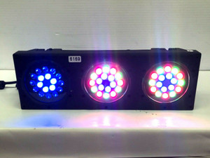 Chauvet 3 Led Light -6169 (One) Chauvet 3 Led Light -6169 (One)