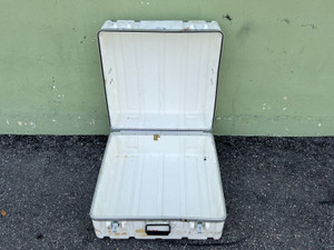 Unbranded Road Case -0020 (One) Unbranded Road Case -0020 (One)