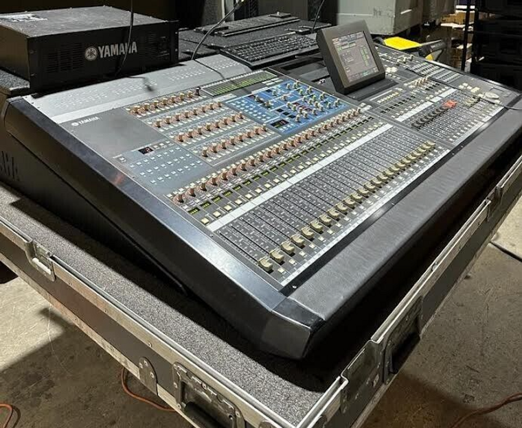 Yamaha PM5DRH DIgital Mixing Console W/ Case  (One)