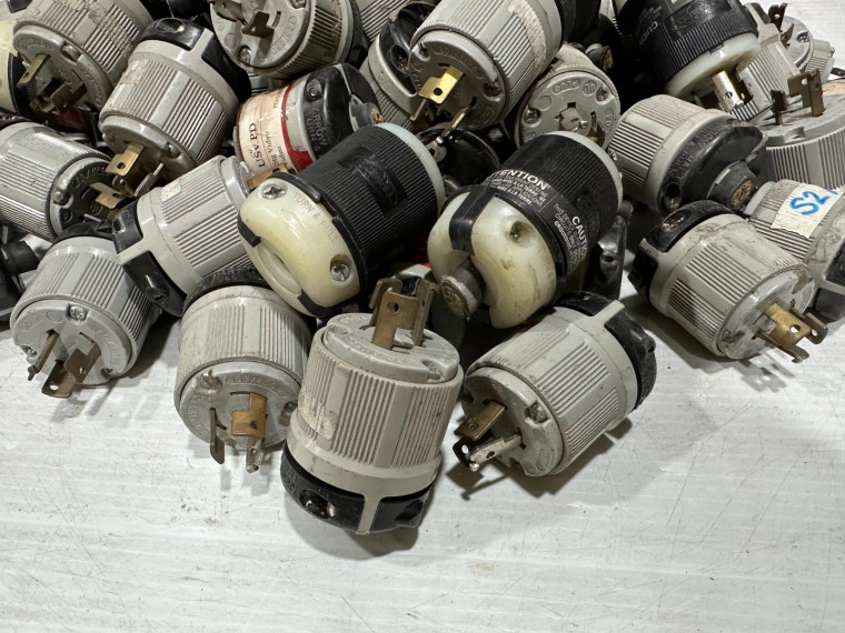 Hubbell HBL9965C 20A 125-250V Twist Lock Plug (LOT OF 2)