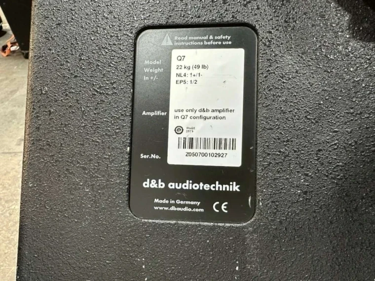 (8) D&B Audiotechnik Q7 2-Way Line Array Loudspeaker (PAIR )(TRUEHEARTSOUND)