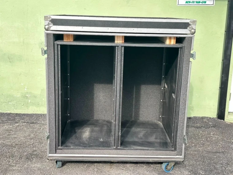 20 Space 26" Deep Dual Rack Case #MS3942
