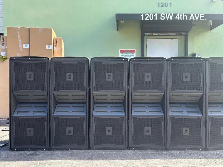 JBL VERTEC VT4889 3 WAY LINE ARRAY SPEAKERS W/ DOLLY & COVERS #343 (PAIR)