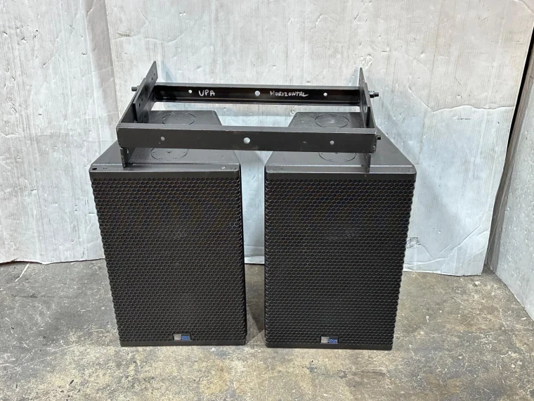 Meyer Sound UPA-2P Self-Powered Loudspeaker W/ Yoke (Pair)