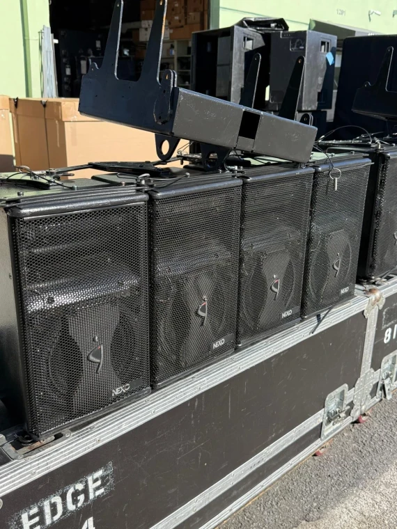Nexo Geo S830 Passive Speaker W/ Case and Fly Frame #7315 (LOT OF 4)