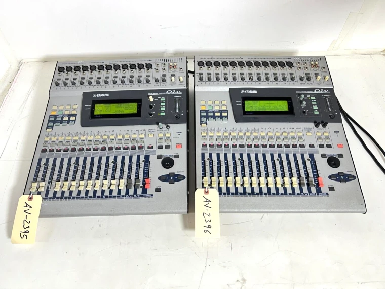 Yamaha 01V 24-Input Digital Mixing Console #2395 #2396 (One)