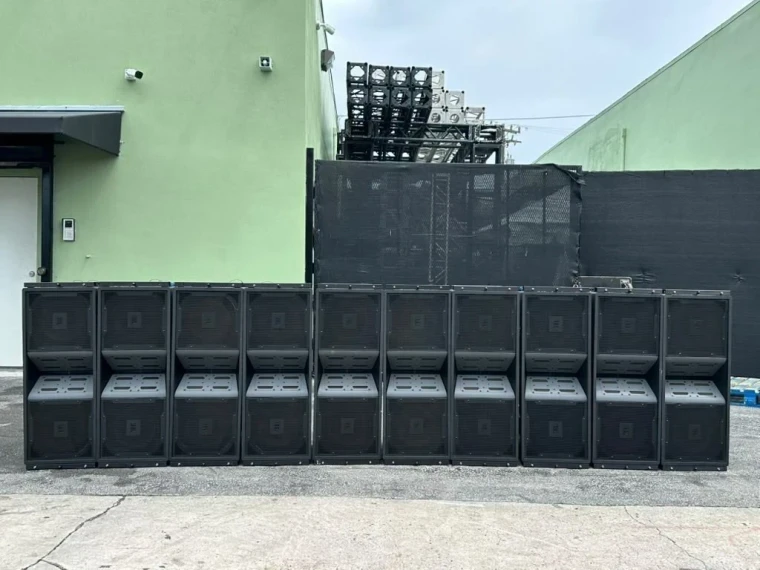JBL VT4888 VerTec 3-Way Line Array Speaker No Cover & Dollies #488 (LOT OF 16)