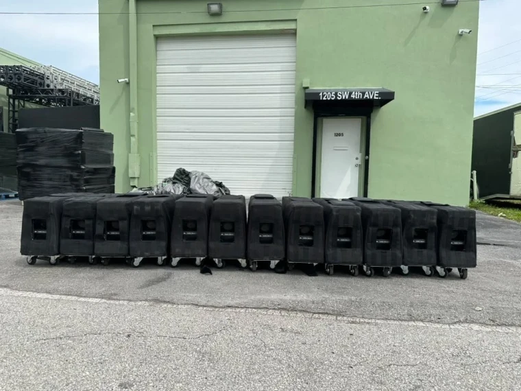 JBL VT4887A VerTec 3-Way Bi-Amplified Line Array Speaker #487 (LOT OF 4)