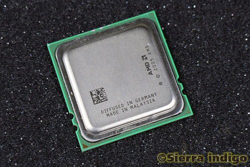 AMD OSA8216GAA6CR 2nd Gen Opteron 8216 2.4GHz Dual Core Socket F Processor CPU