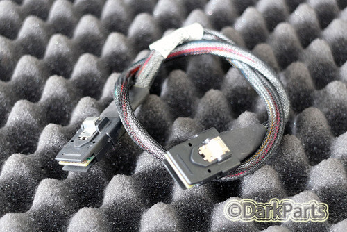 Fujitsu Siemens Primergy TX200 S4 Mini SAS Cable A3C40089197 T26139-Y3963-V103