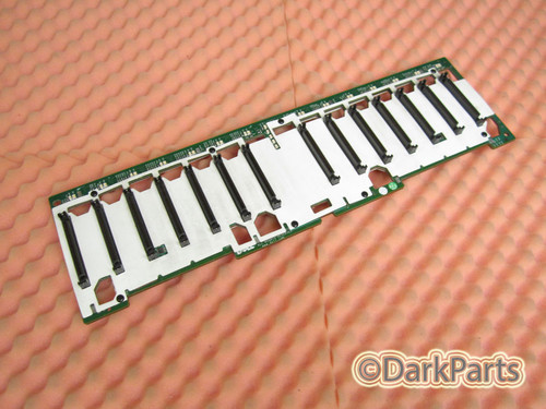 Dell PowerVault 220S SCSI Backplane Board U0675 0U0675