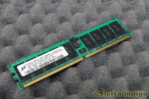 Micron MT18HTF12872Y-40EA2 PC2-3200R-333-11-C0 1GB Server Memory RAM