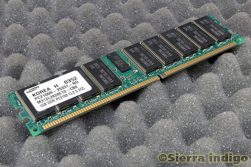 Samsung M312L2828ET0-CB0 PC2100R-25331-N0 1GB Server Memory RAM Dell 1750 4600