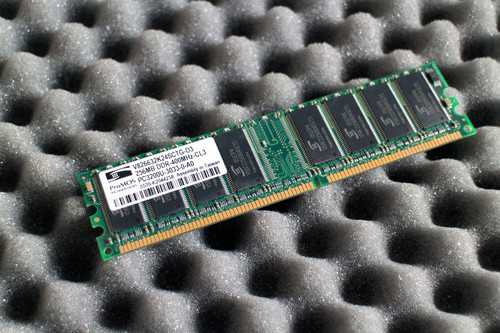 ProMOS V826632K24SCTG-D3 256MB Memory RAM PC3200U-3033-0-A0