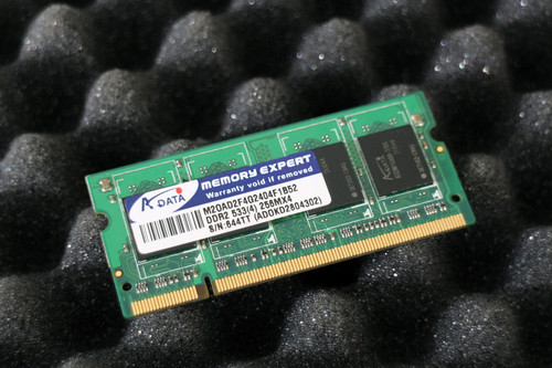ADATA M2OAD2F4G2404F1B52 256MB Memory RAM SO-DIMM PC2-5300