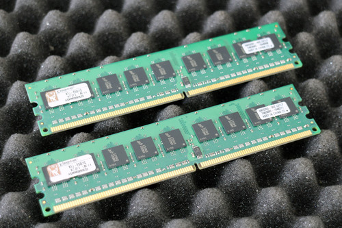 Kingston KFJ-E50/1G 1GB Memory RAM KIT 2X512MB