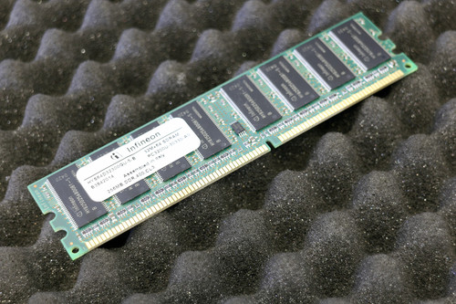 Infineon HYS64D32300GU-5-B PC3200U-30330-A0 256MB Memory RAM