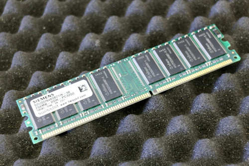 Swissbit Siemens SDU03264B5B21IN-50 256MB-DDR-PC3200 Memory RAM