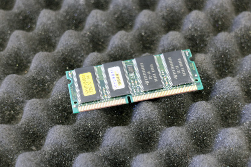 Hyundai HYM7V64801 TZG-10 SODIMM Memory RAM