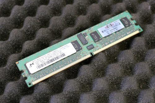 Micron MT18HTF25672Y-40EE1 PC2-3200R-333-12-H0 2GB Server Memory RAM