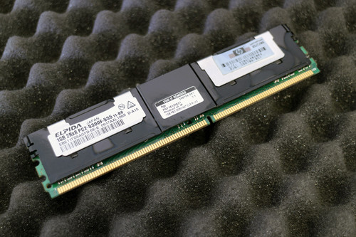 Elpida EBE11FD8AGFD-6E-E PC2-5300F-555 11-BO 1GB Server Memory RAM