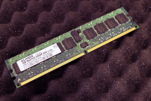 Elpida EBE10AD4AGFA-6E-E PC2-5300P-555 12-HO 1GB Server Memory RAM