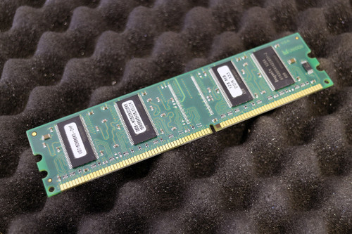 UG716D6686KG-DHF 128MB DDR 333 Memory RAM