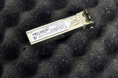 Finisar FTLF8524P2BNV-EC 4GB LC SFP TRANSCEIVER MODULE