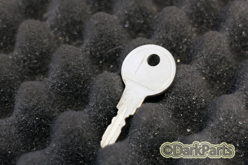Fujitsu Siemens Chassis Case Key S830