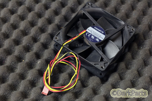 Gigabyte DF0922512RFDN 92mm x 25mm Fan DC12V 0.12A 3-Wire 3-Pin