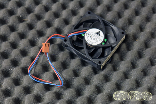Delta AFB0712HHB-SX03 DC12V 0.45A 70mm x 15mm 3-Pin 3-Wire
