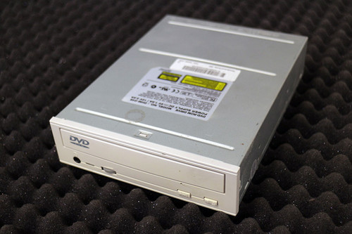 Artec Ultima DHM-G48 Beige IDE DVD-ROM Disk Drive