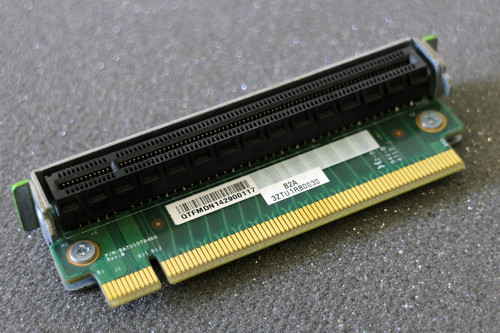 Fujitsu 3ZTU1RB0030 PCIe Riser Board Primergy BX920 S4