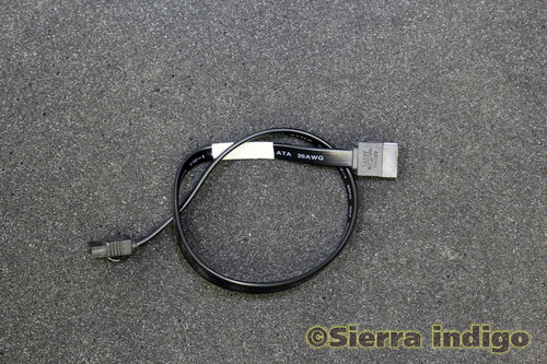 Fujitsu UQ001521A09R-R 32cm Black SATA Cable Esprimo P2560