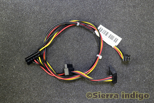 IBM FRU 46D1393 SATA Power Cable