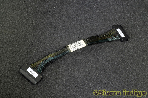 Fujitsu Primergy TX100 S2 SAS Cable A3C40072942 T26139-Y3965-V1 A3C40079158,B